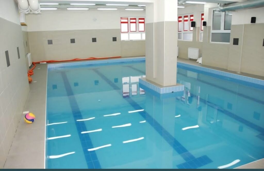 Škola plivanja bazen TONUS Palilula 1 skola plivanja za decu i odrasle sharks beograd Bazen TONUS Palilula, škola plivanja
